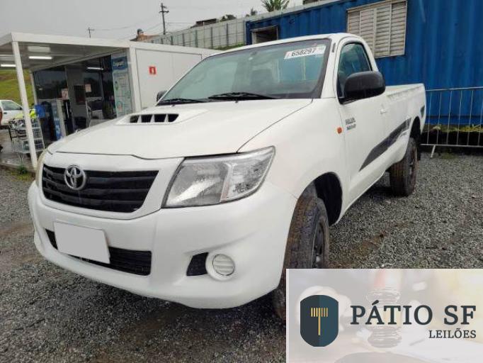 TOYOTA HILUX CS 14/15